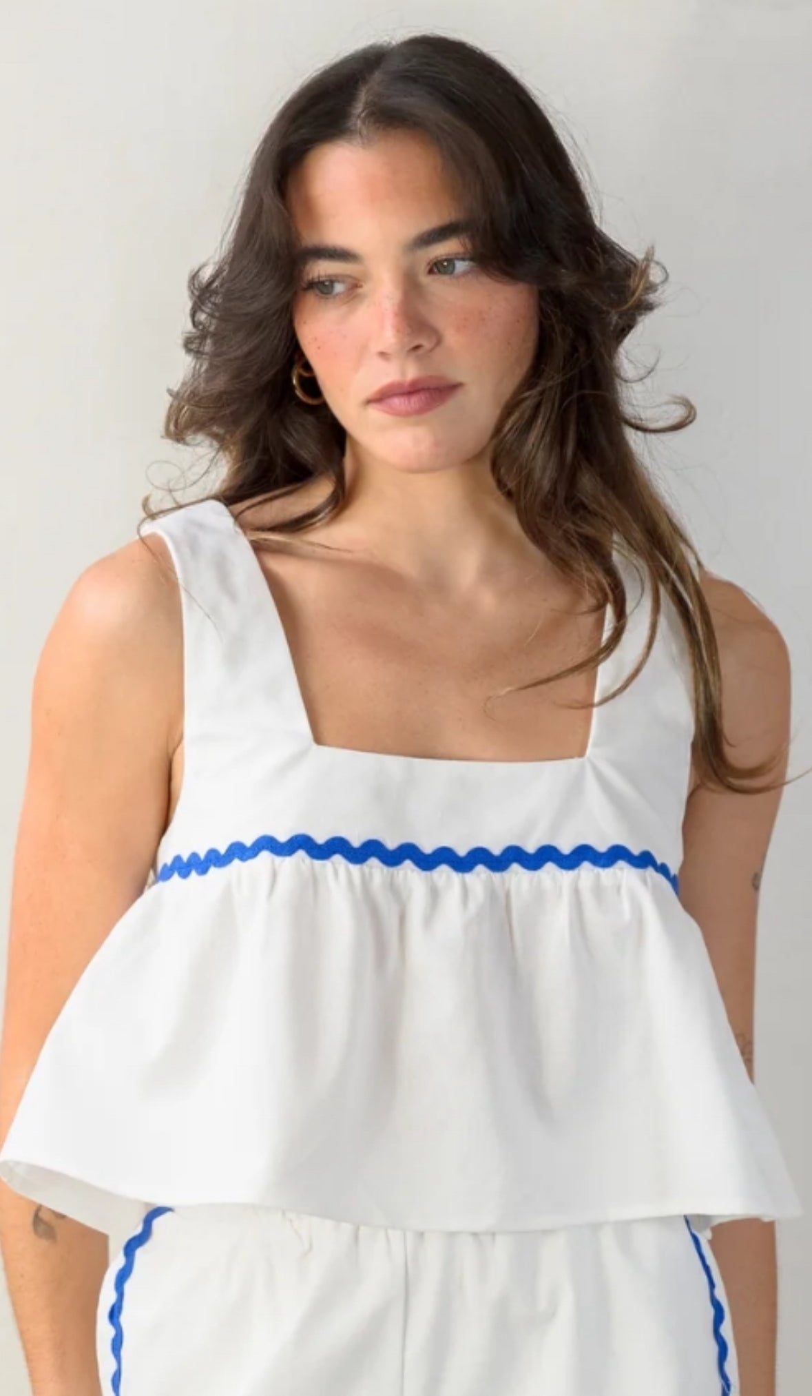 Portofino - white top with blue embroidery