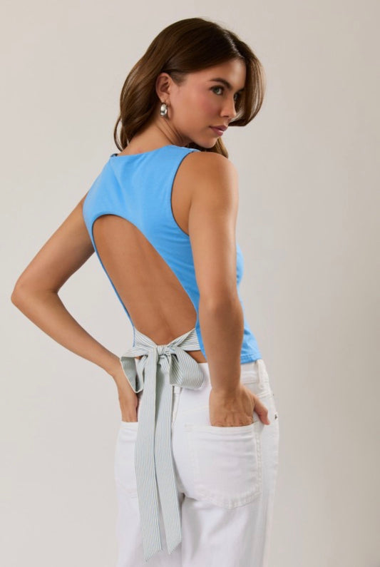 Square neckline top with back tie