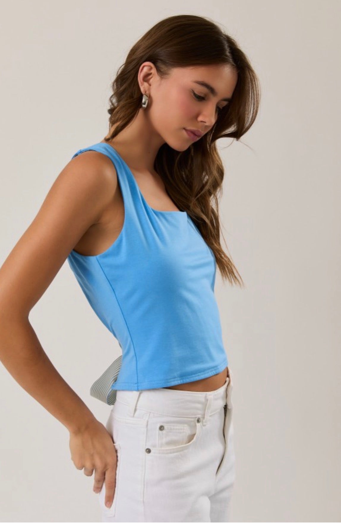 Square neckline top with back tie